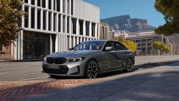 2026 BMW 320i M Sport main image