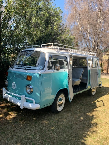 1976 Volkswagen Type 2 Kombi main image