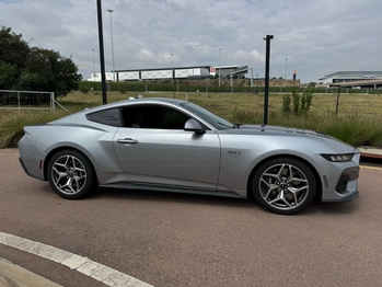 2025 MUSTANG GT 5.0 main image