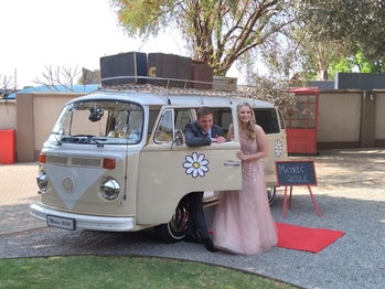 1974 VW Kombi (Kiki) main image