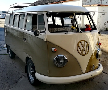 1959 Volkswagen T2 Splitscreen Transporter main image
