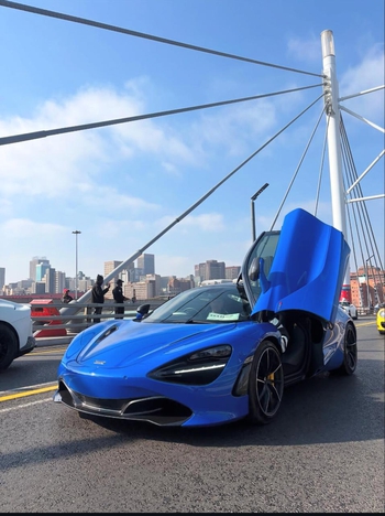2023 McLaren 720S main image