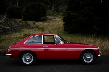 1969 MGB GT main image