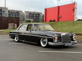 1969 Mercedes 280s main image