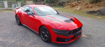 2026 Mustang Dark Horse main image