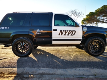 1996 Chevrolet Tahoe 5.7L V8 NYPD Police SUV main image