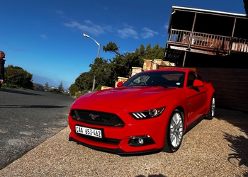 2016 Ford Mustang main image