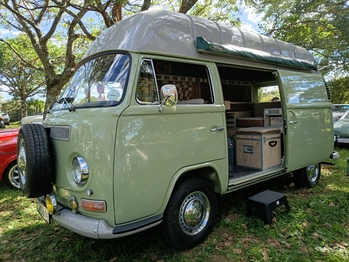 1972 T2 Baywindow highroof main image