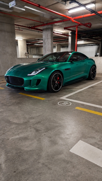 2015 Jaguar F-Type main image