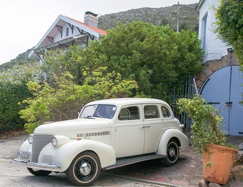 1939 Chevrolet (White) main image