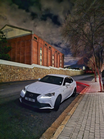 2013 Lexus IS350 main image