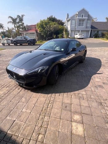 2016 Maserati GranTurismo main image
