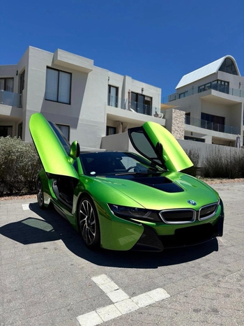 2023 BMX i8 main image