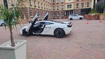 2021 McLaren main image