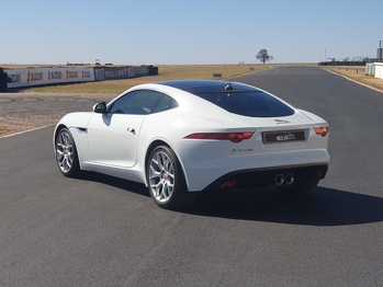 2016 Jaguar F-Type V6 Supercharged main image