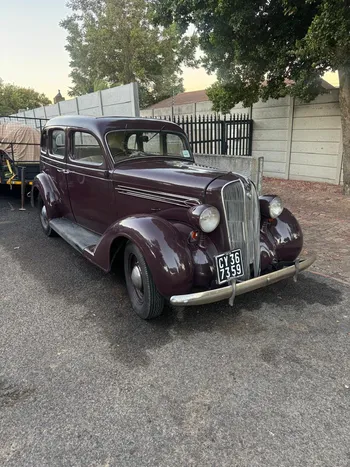 1936 Plymouth main image
